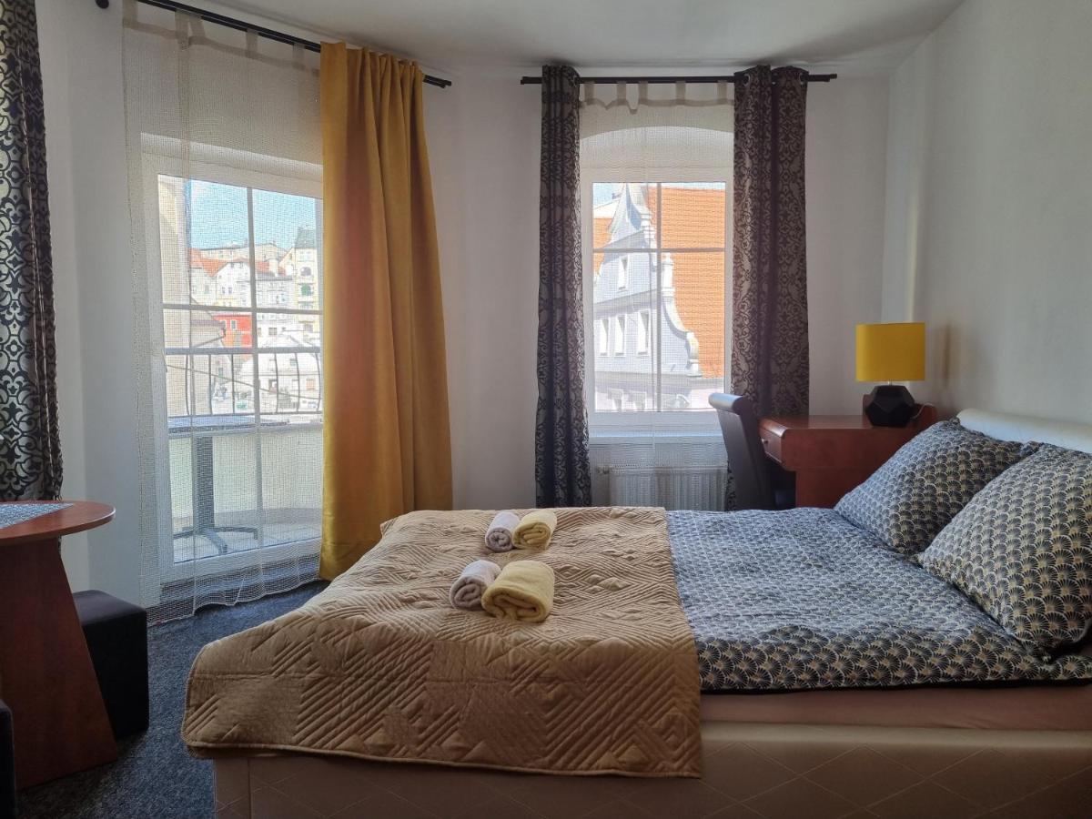 克沃兹科Przy Zelaznym Moscie住宿加早餐旅馆 外观 照片