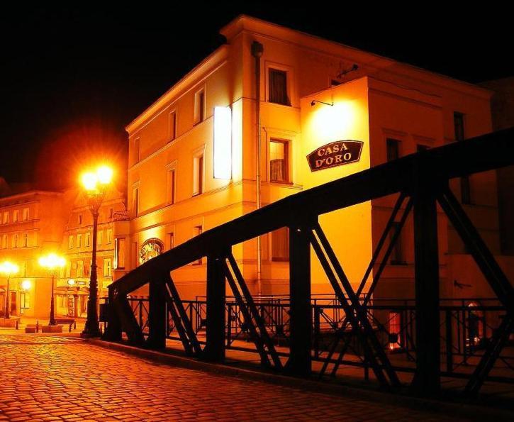 克沃兹科Przy Zelaznym Moscie住宿加早餐旅馆 外观 照片